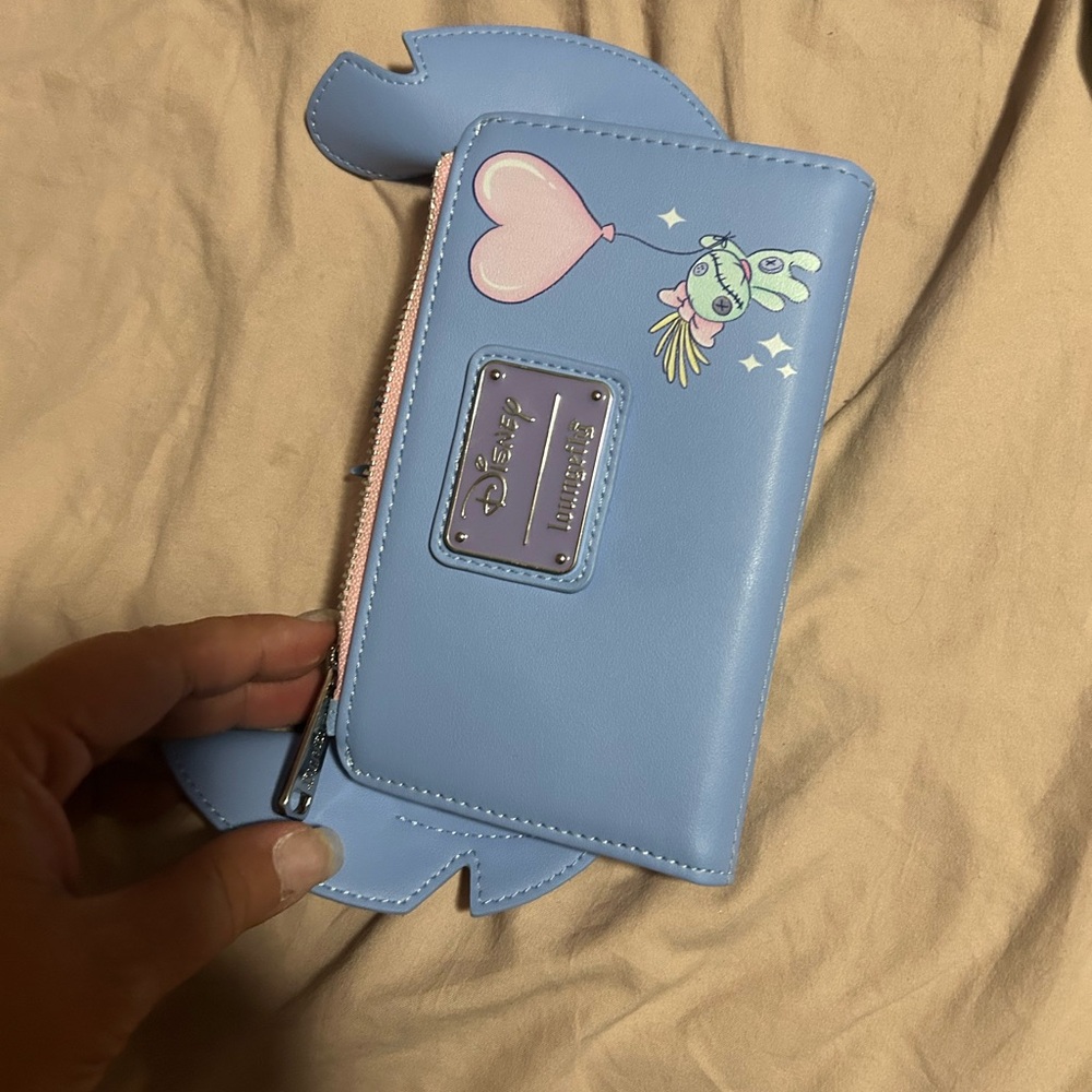 Loungefly Stitch Pastel Backpack and Wallet Set - Picture 5 of 5